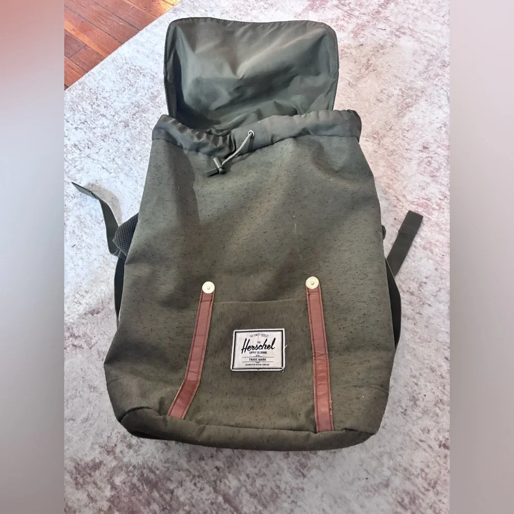 Herschel Supply Co Retreat Backpack School Laptop Book Bag